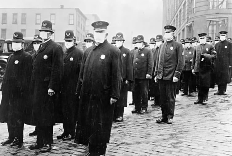 Face mask mandate goes into effect in Illinois today Country Herald