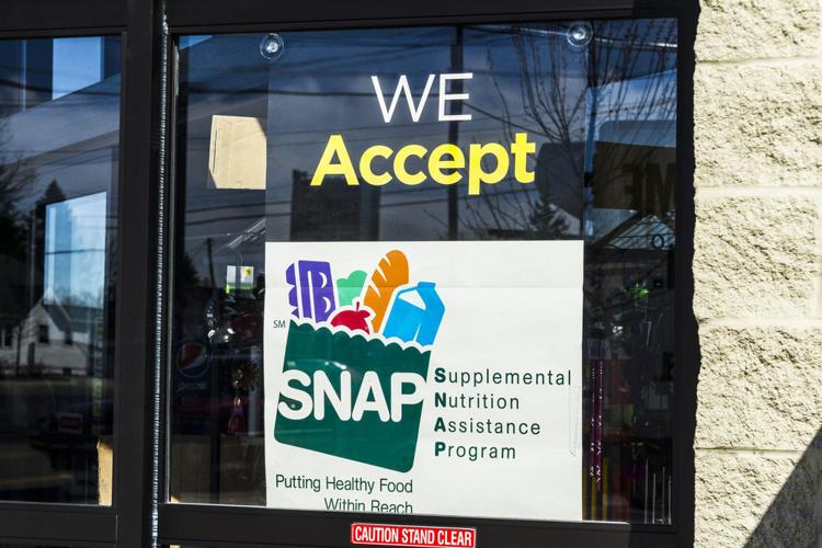 100,000 more people on food stamps in Indiana than a year ago - Country