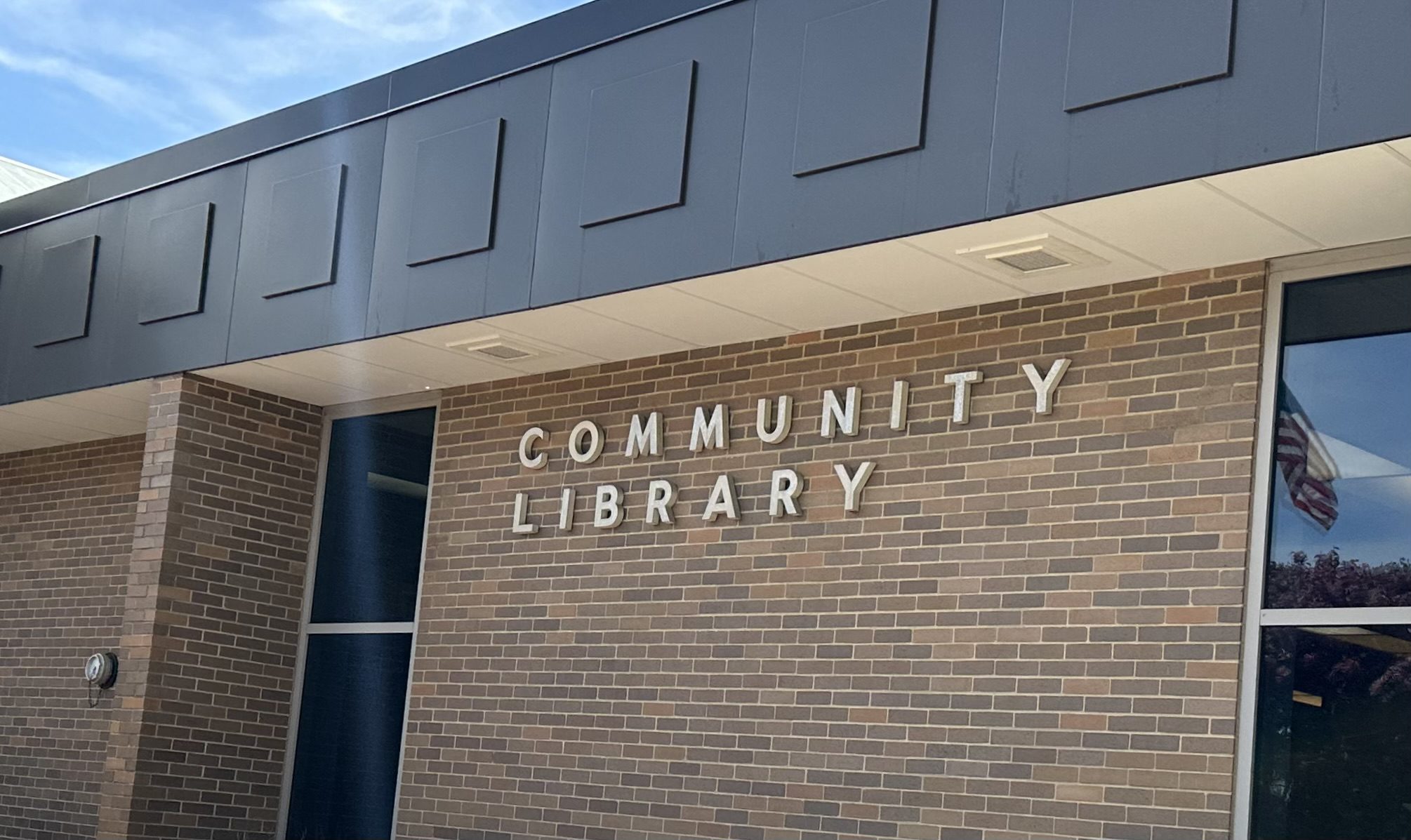 Mokena, IL - Mokena Community Public Library District Hosts Plant Swap Event